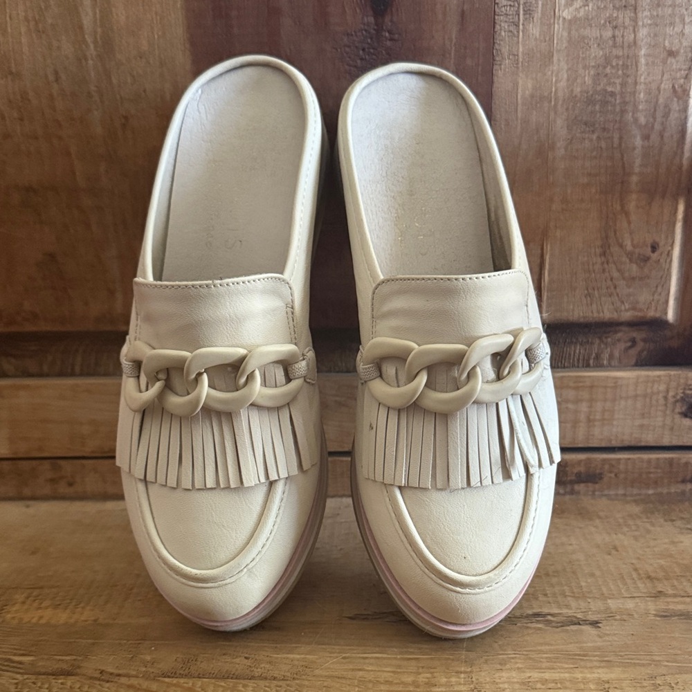 Coconuts by Matisse Cream Chain Fringe Mules